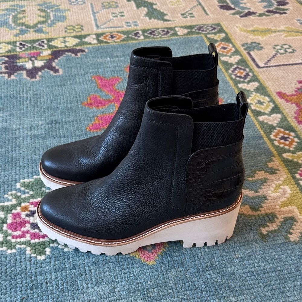 Dolce Vita Ankle Boots - Picture 3 of 4